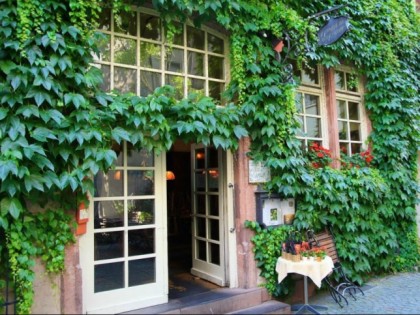 照片: Weinstube RoteKopf